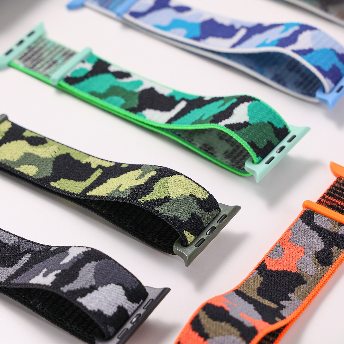 Unique Camouflage Style: Stylish camouflage pattern to showcase your personality and style.
Comfortable and Durable Material: Made from high-quality nylon for comfort and durability.
Perfect Compatibility: Designed specifically for Apple iWatch 42/44/45/49mm for a perfect fit.
Easy Replacement: Simple buckle design for quick and easy band changes.
Versatile for Any Occasion: Perfect for sports, casual, or business settings., Watch Band for Apple iWatch 42/44/45/49mm - DarkGreen